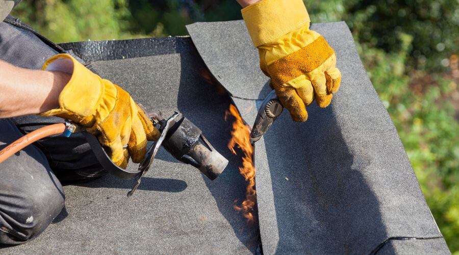 Professional residential roofers in Savage, MN